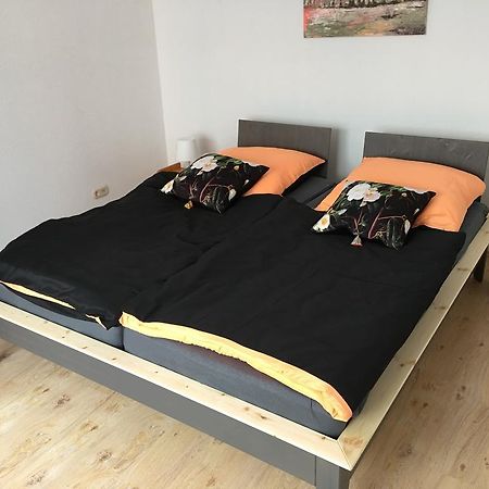 Ferienwohnung In Domnaehe Erfurt Exteriör bild